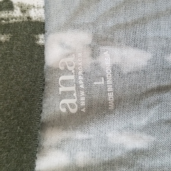 Green & White Maxi Skirt GUC - Picture 3 of 5